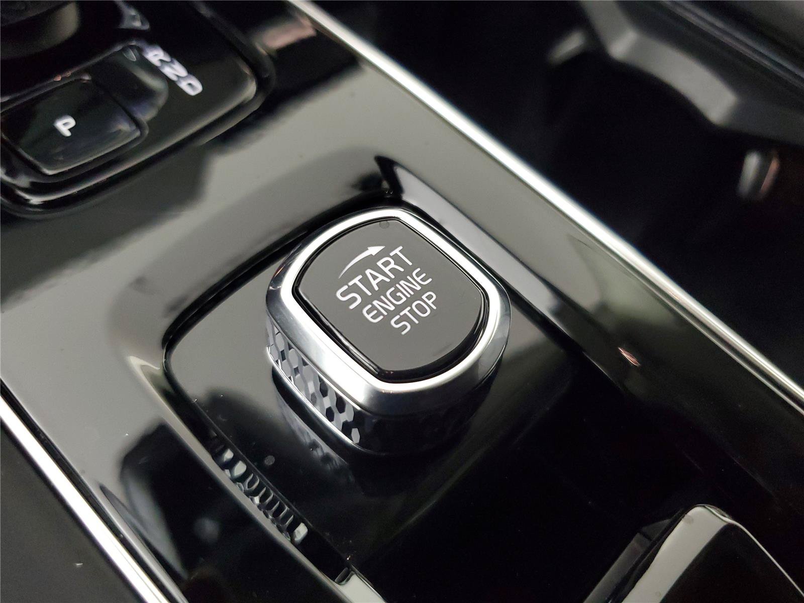 Certified 2026 Volvo XC90 B6 Ultra AWD/4WD image 30