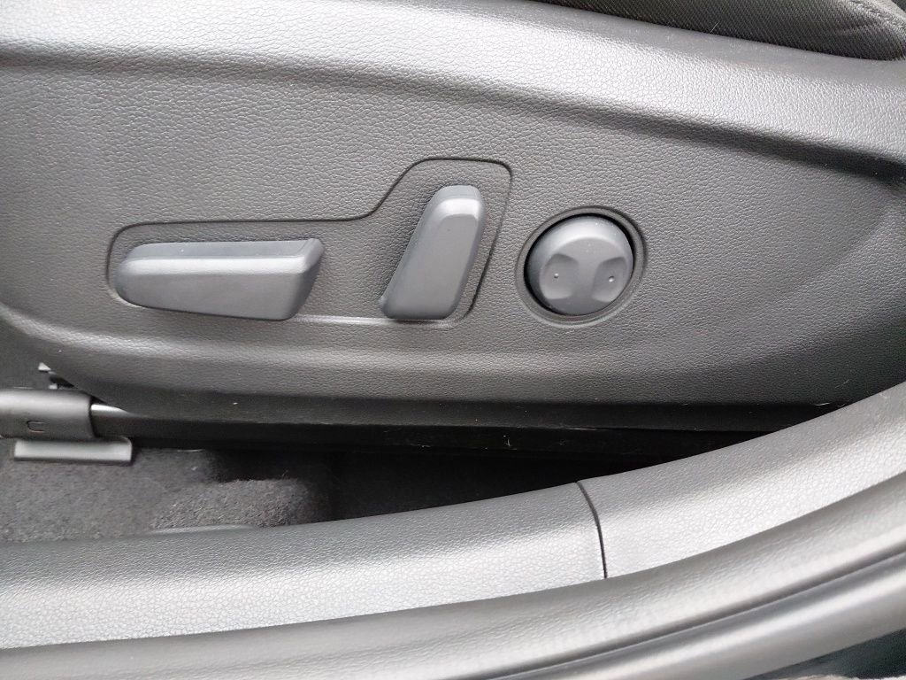 Used 2023 Hyundai Kona SEL image 20