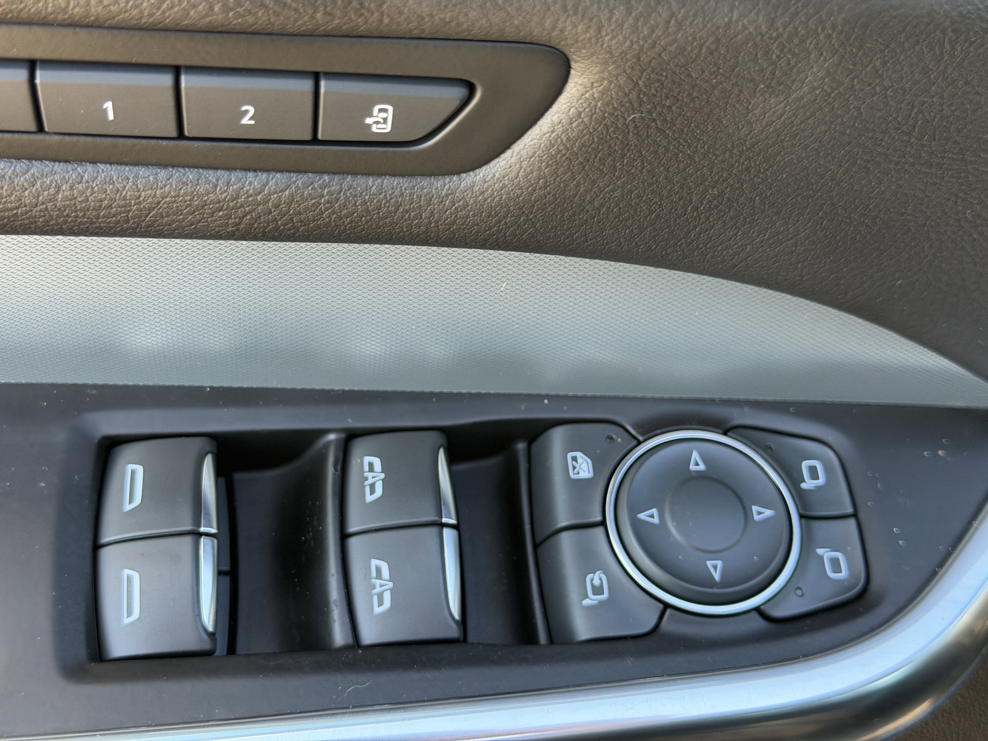 Certified 2022 Cadillac XT4 Premium Luxury w/ Enhanced Visibility Package image 18