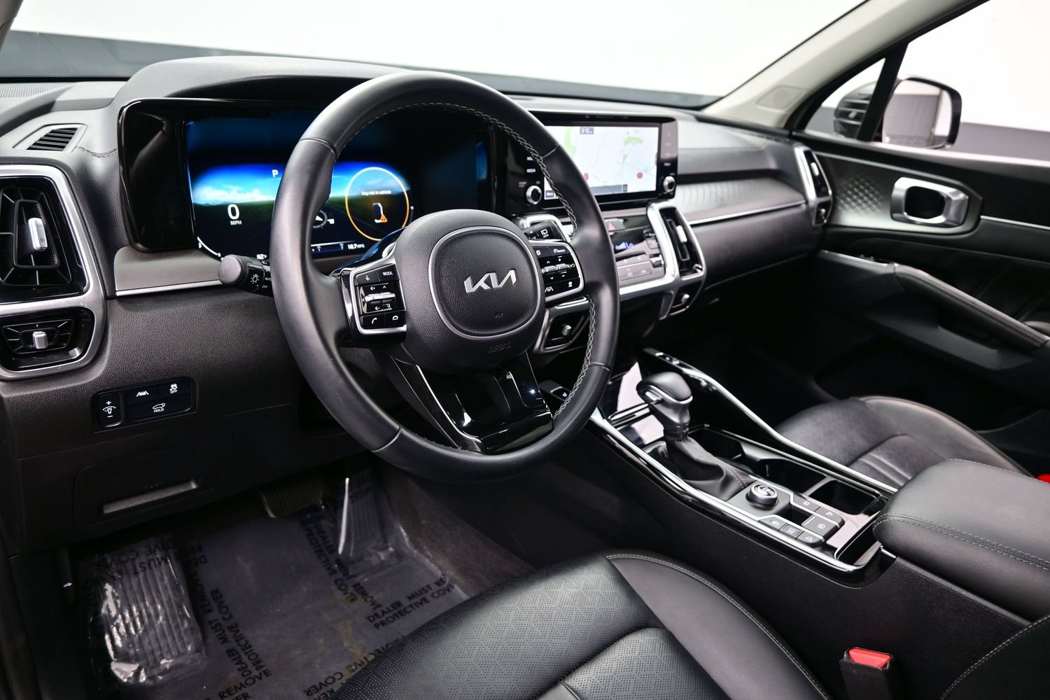 Used 2023 Kia Sorento SX FWD image 13
