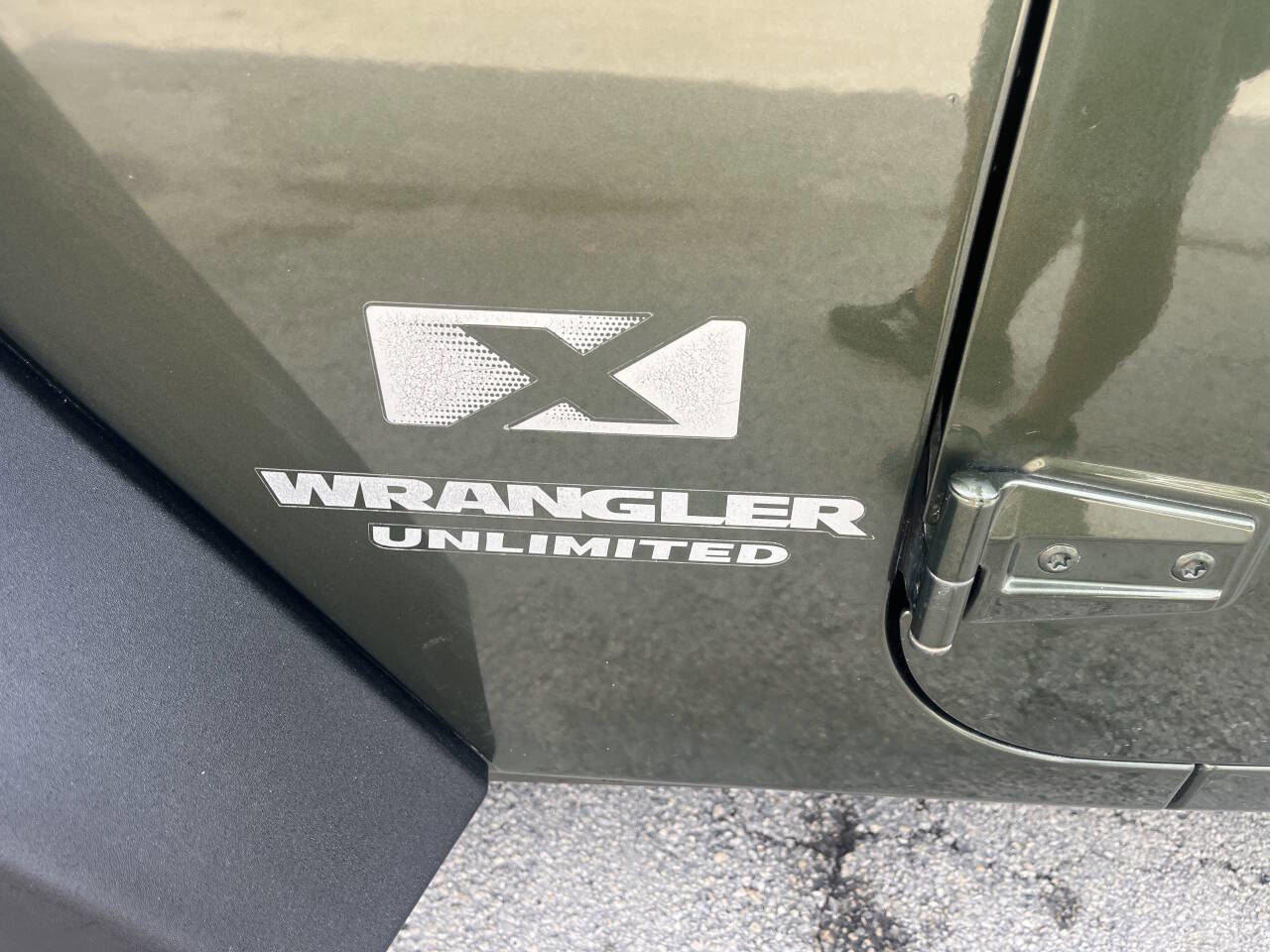 Used 2009 Jeep Wrangler Unlimited X image 24