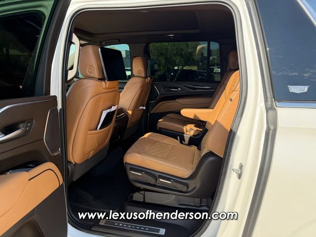 Used 2021 Cadillac Escalade ESV Premium Luxury w/ Driver Assist Tech Package AWD/4WD image 9