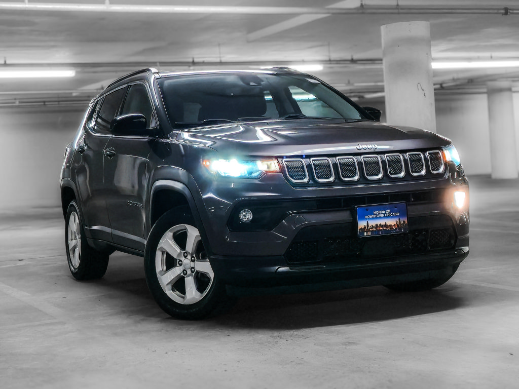 Used 2022 Jeep Compass Latitude w/ Convenience Group AWD/4WD image 4