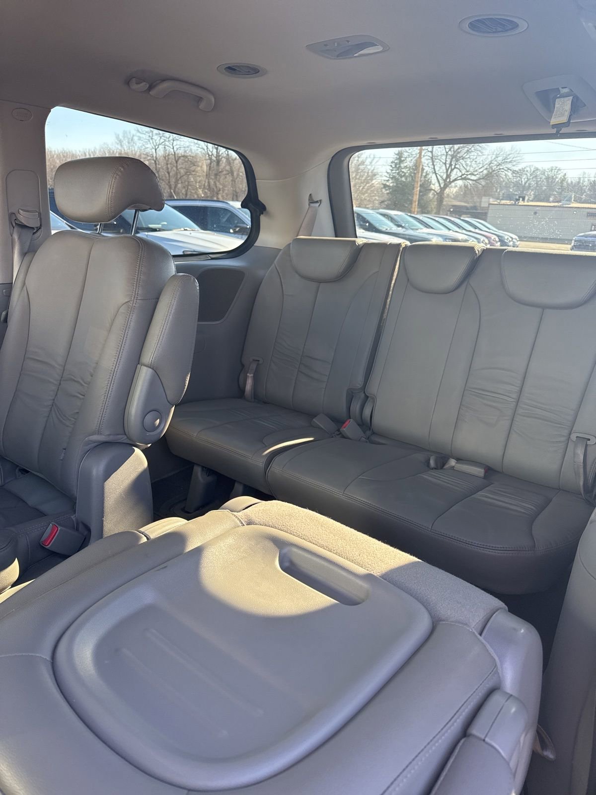 Used 2010 Kia Sedona EX w/ Luxury Pkg image 14