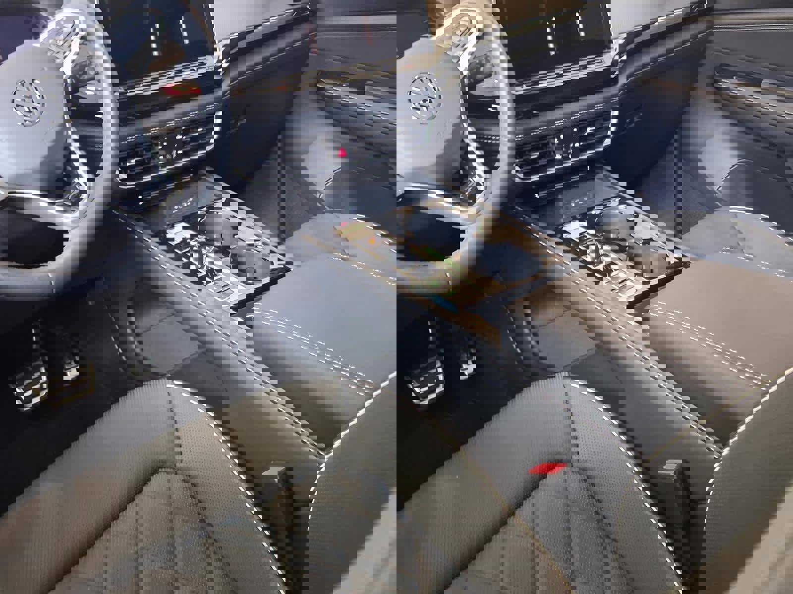 New 2026 Volkswagen Atlas Cross Sport SEL Premium R-Line image 15