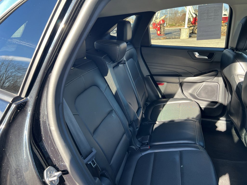 Used 2022 Ford Escape SEL image 21