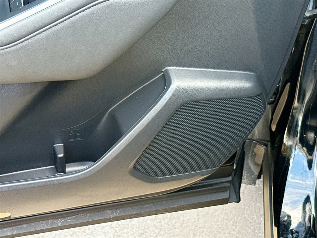 Used 2023 Toyota Highlander XLE image 20