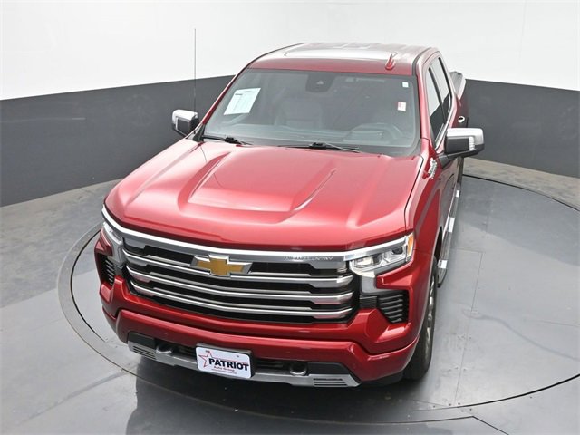 Used 2023 Chevrolet Silverado 1500 High Country w/ Technology Package image 33