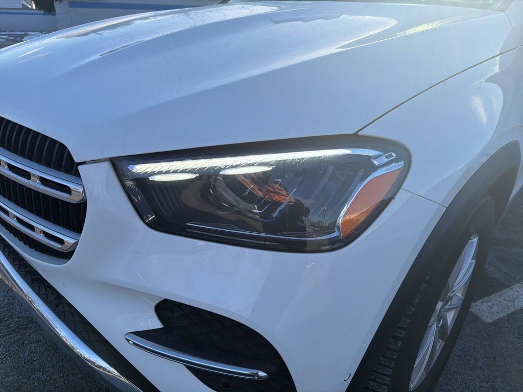 Used 2025 Mercedes-Benz GLE 350 4MATIC image 9