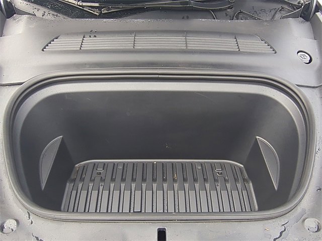 Used 2023 Tesla Model Y Long Range image 37