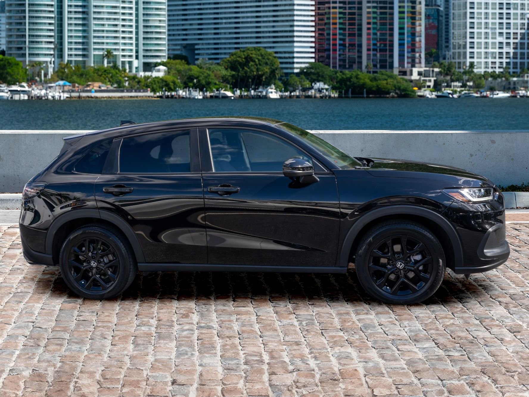 Used 2023 Honda HR-V Sport image 4