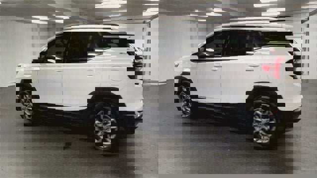 Certified 2024 GMC Terrain SLT image 6