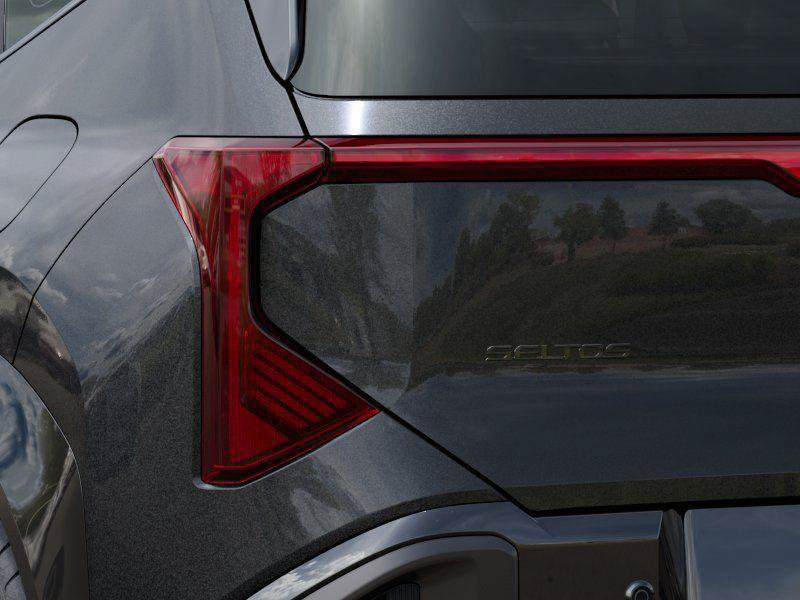 Used 2027 Kia Seltos X-Line S AWD/4WD image 11