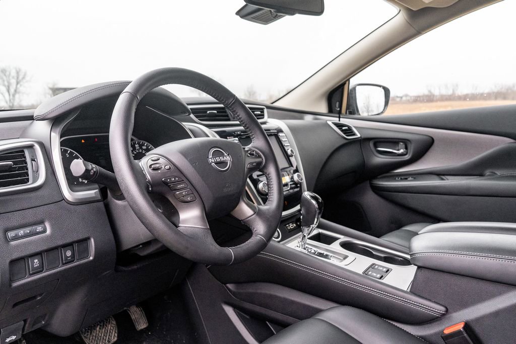 Used 2024 Nissan Murano SV w/ SV Midnight Edition Package image 18