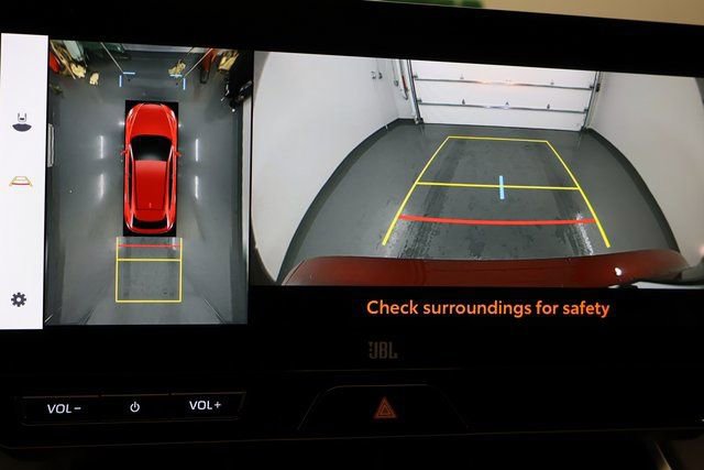 Used 2024 Toyota Venza Limited image 25