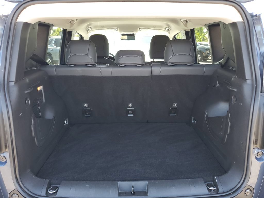Used 2023 Jeep Renegade Limited AWD/4WD image 30