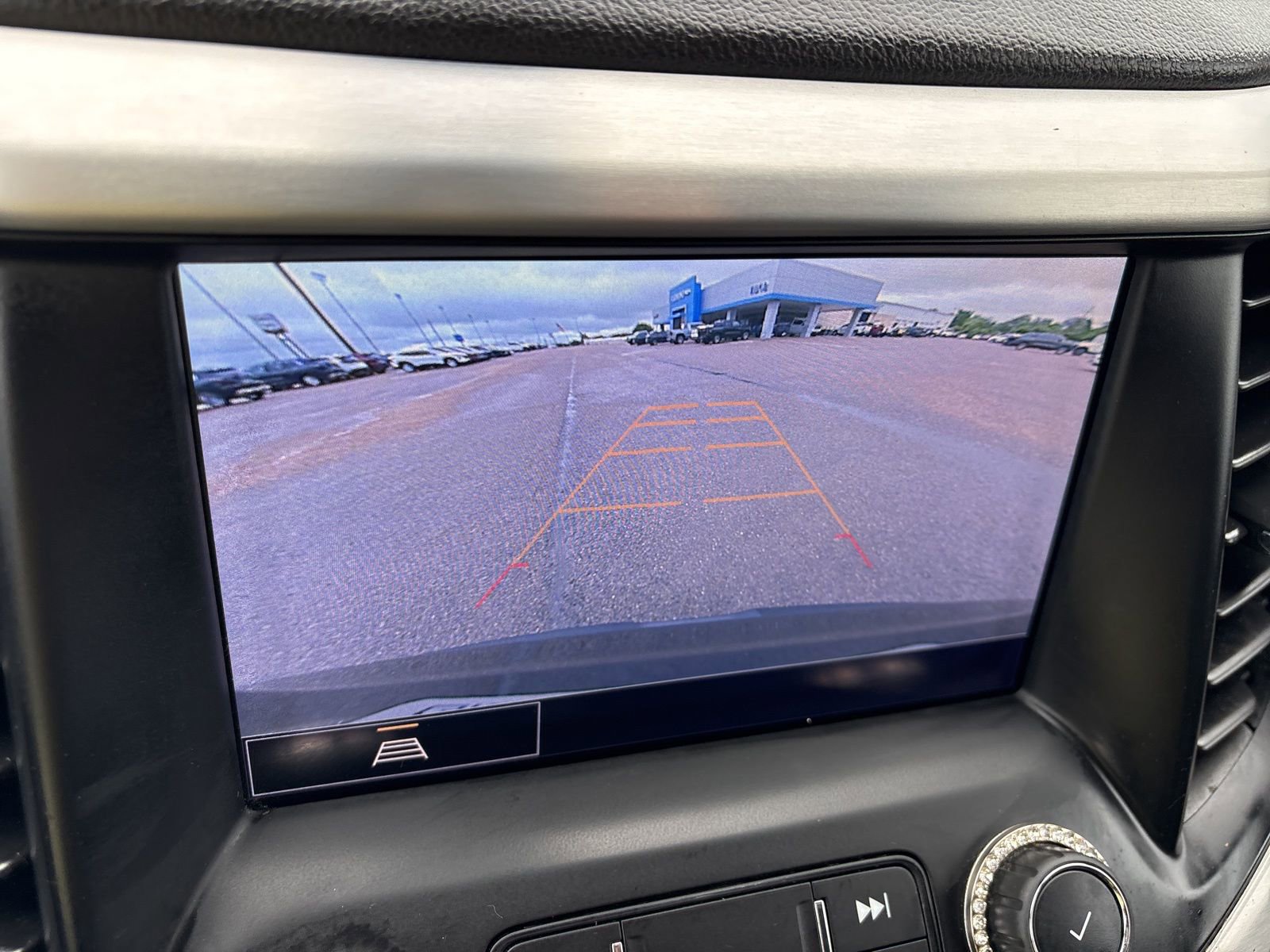 Used 2022 GMC Acadia SLT image 23