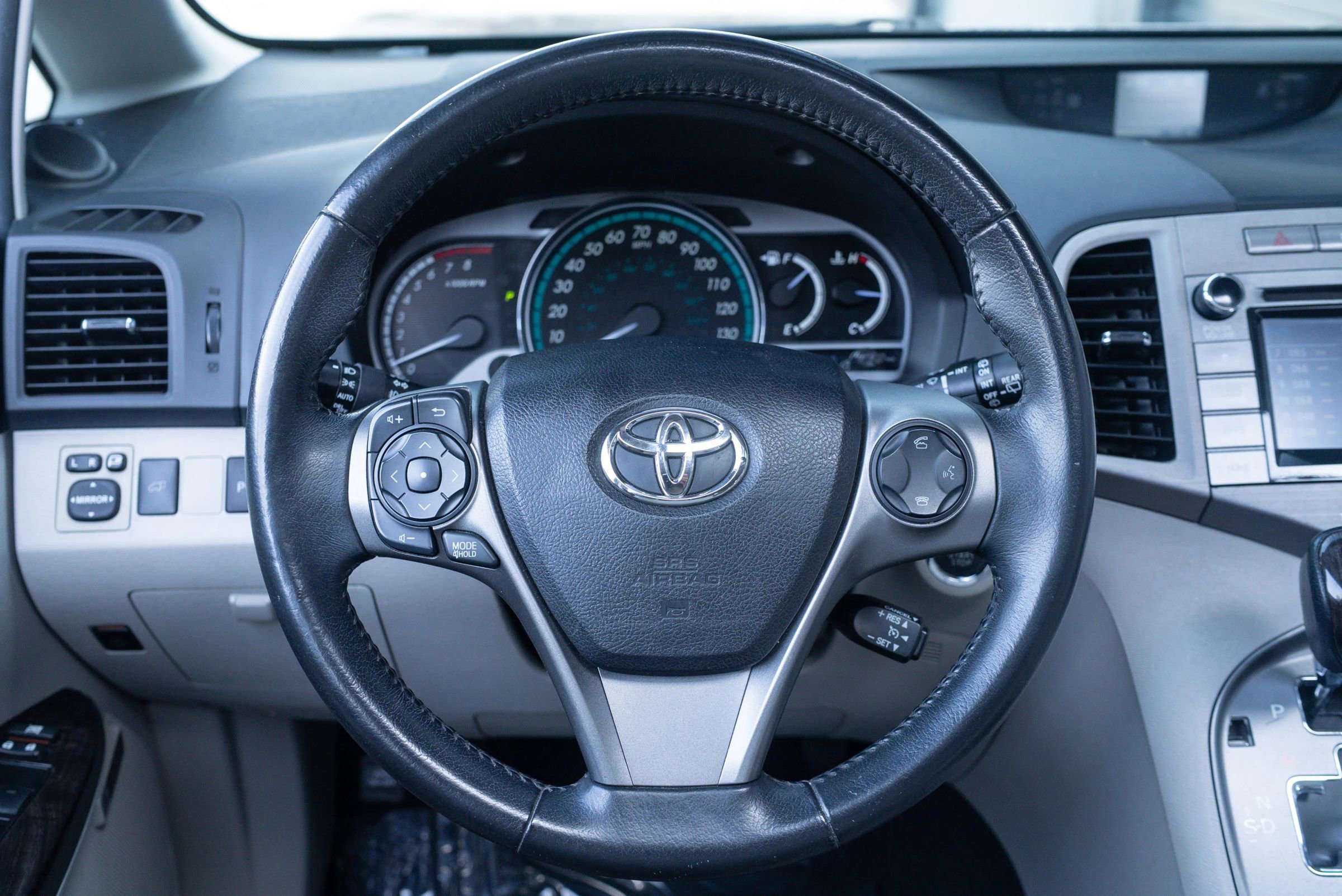 Used 2015 Toyota Venza Limited image 13