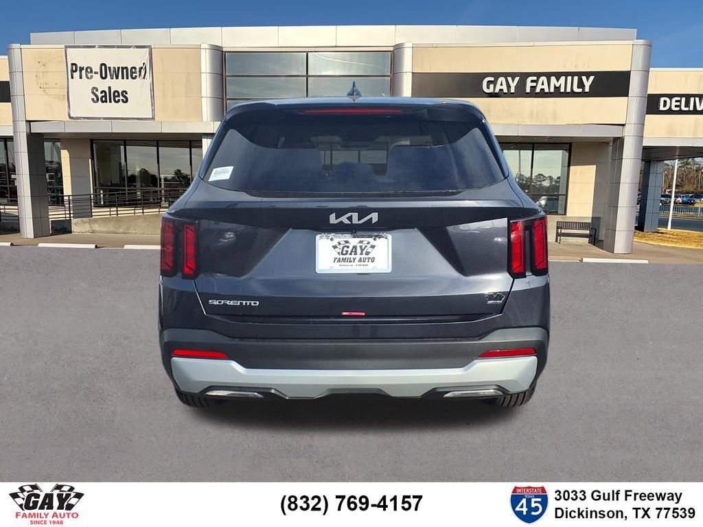 Used 2026 Kia Sorento LX FWD image 19