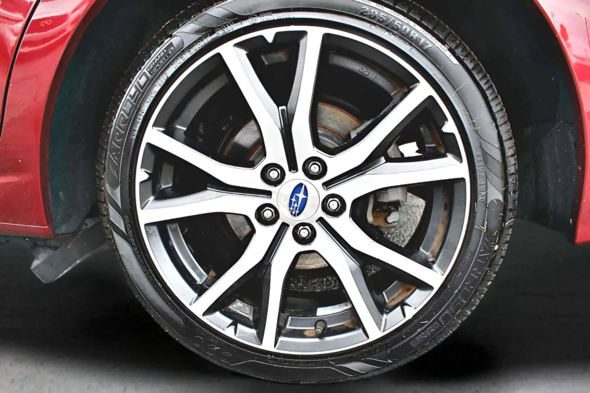 Used 2017 Subaru Impreza 2.0i Limited image 32