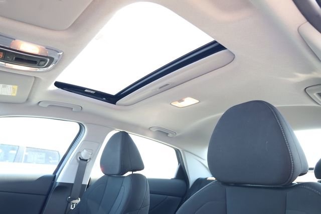 Used 2024 Hyundai Elantra SEL w/ Convenience Package image 25