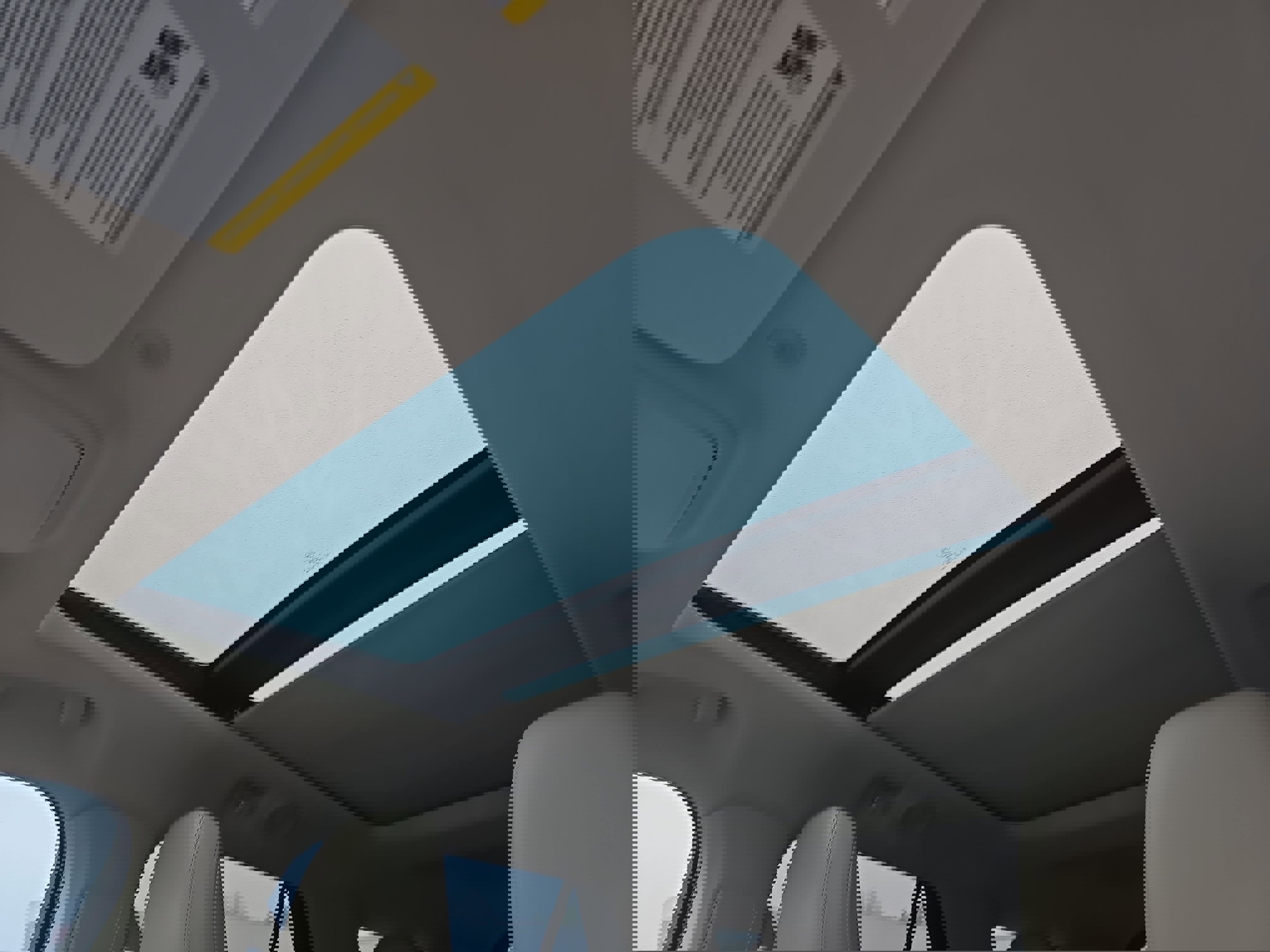 Used 2021 Ford Explorer XLT w/ Equipment Group 202A image 32