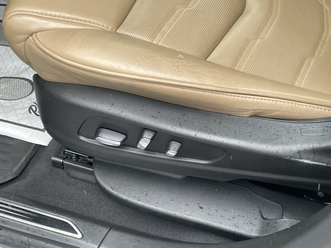 Used 2019 Cadillac XT5 Platinum AWD/4WD image 28