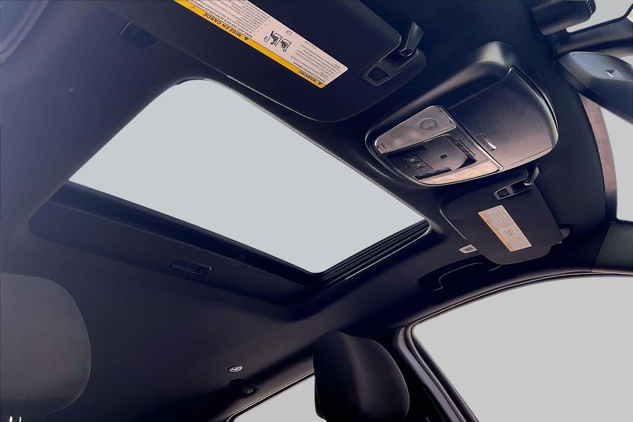 Used 2019 Jeep Grand Cherokee Laredo image 16