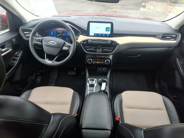 Certified 2021 Ford Escape Titanium w/ Titanium Elite Package image 13