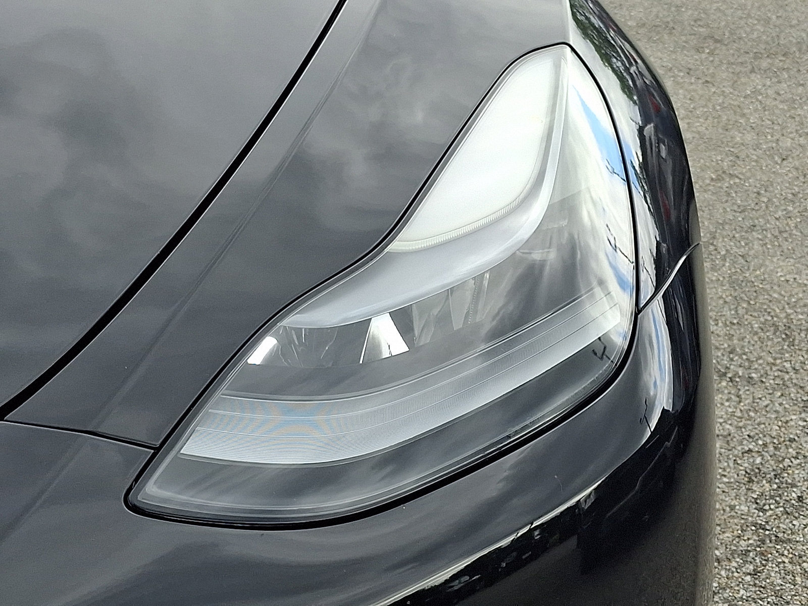 Used 2024 Tesla Model Y Long Range AWD/4WD image 9