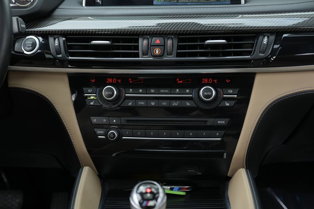 Used 2019 BMW X6 M image 45