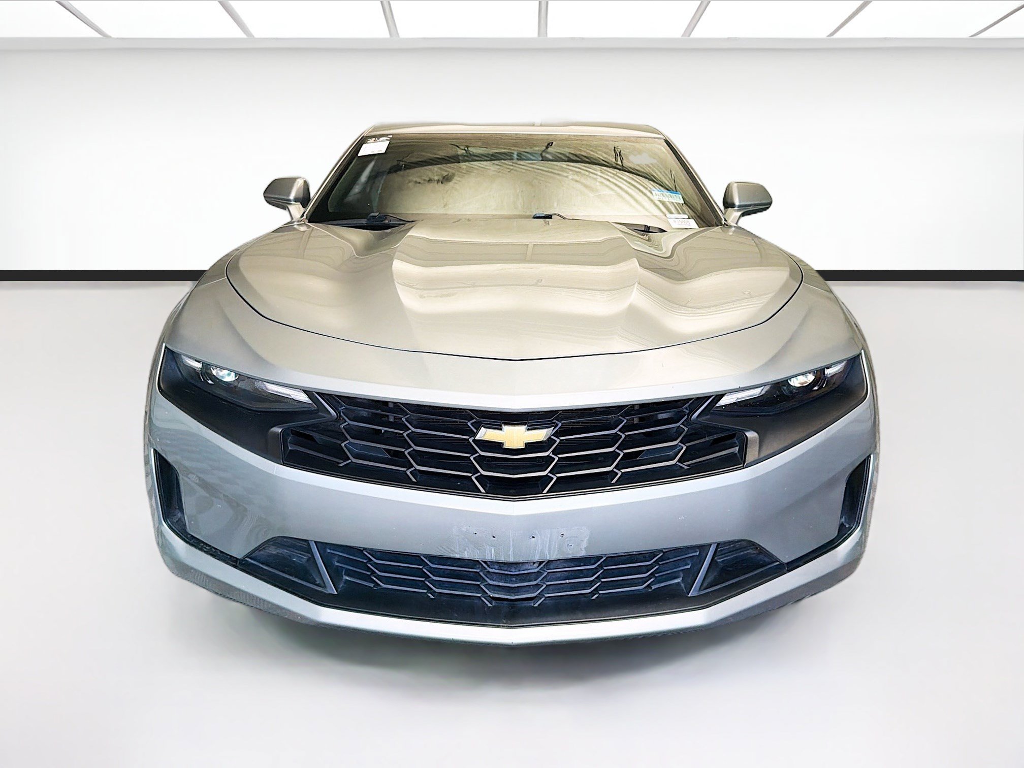 Used 2023 Chevrolet Camaro LT RWD image 2