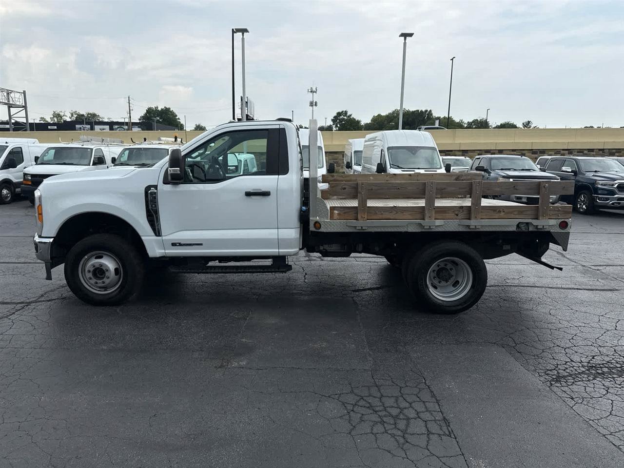 Used 2023 Ford F350 XL w/ Snow Plow Prep Package AWD/4WD image 5