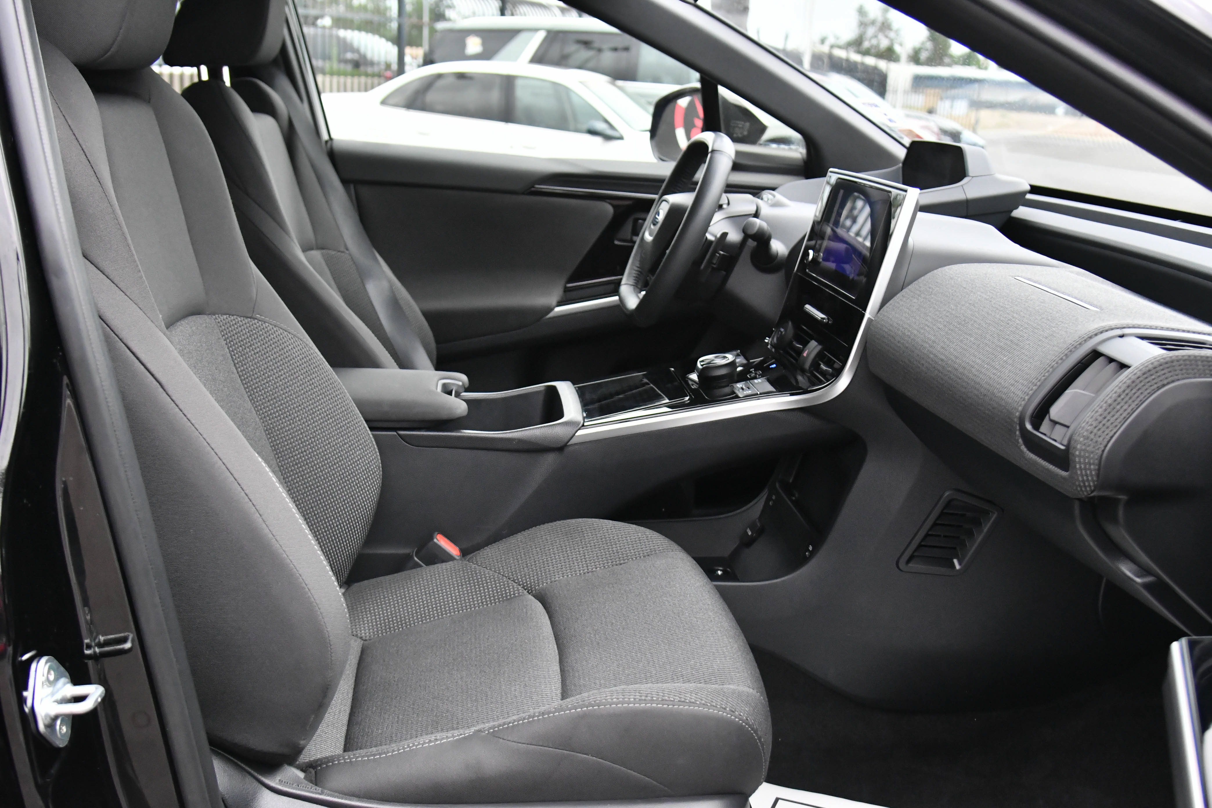 Used 2024 Subaru Solterra AWD/4WD image 45