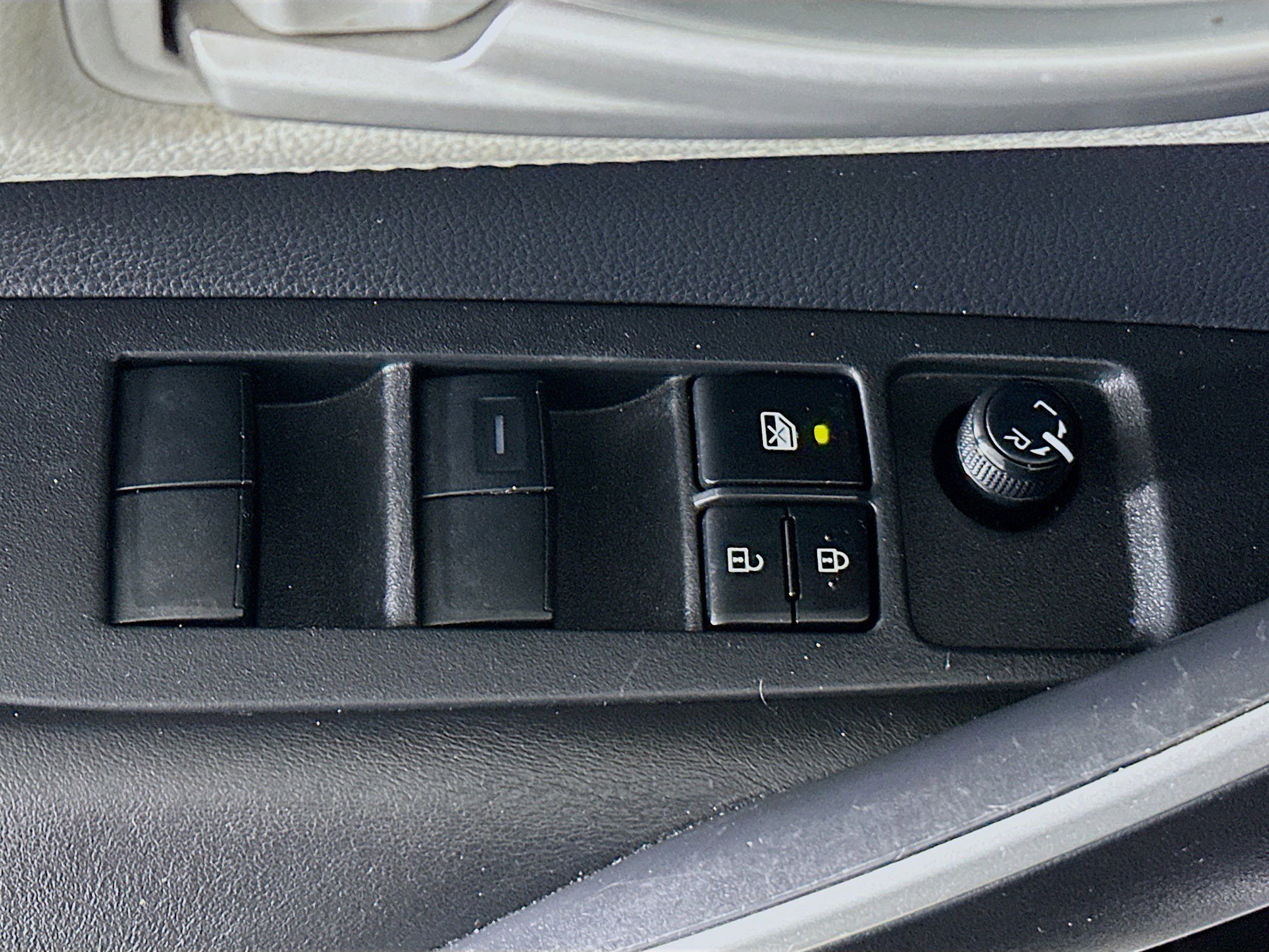 Used 2020 Toyota Corolla SE image 14