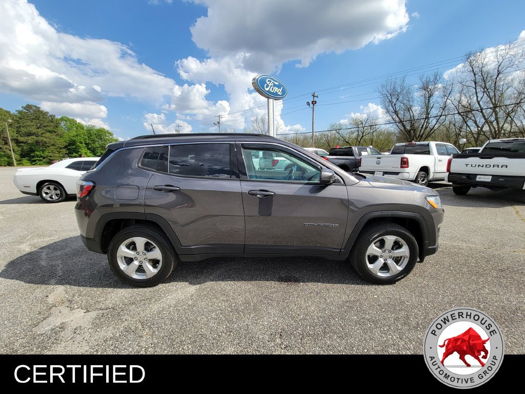 Used 2019 Jeep Compass Latitude w/ Popular Equipment Group AWD/4WD image 6