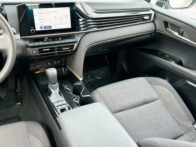 Used 2025 Toyota Camry LE FWD image 21