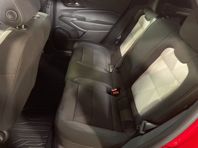 New 2026 Chevrolet Trax RS w/ Sunroof Package image 33