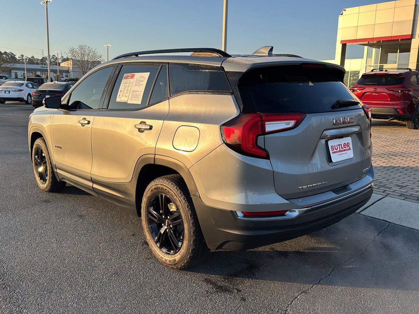 Used 2024 GMC Terrain AT4 image 3