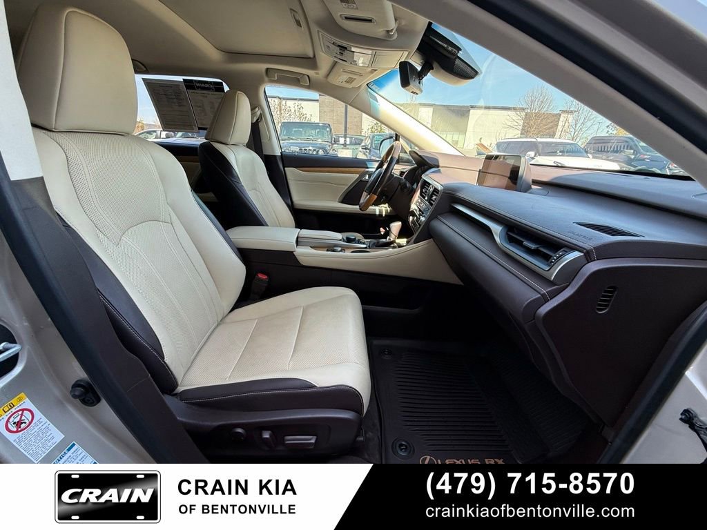 Used 2018 Lexus RX 350L Premium w/ Premium Package AWD/4WD image 32