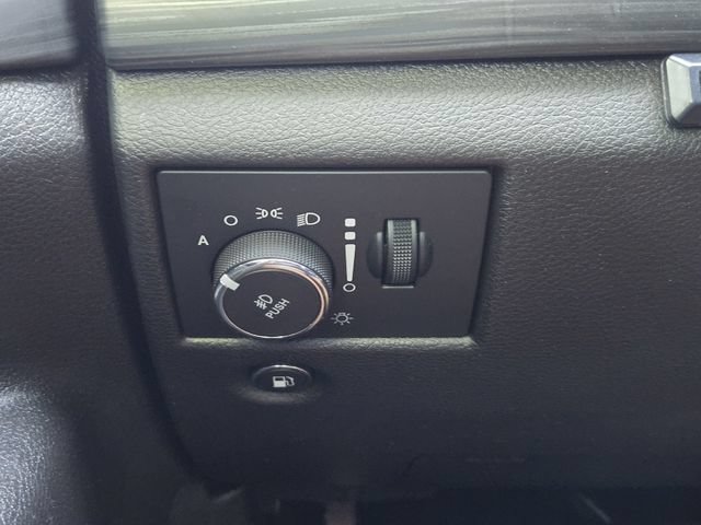 Certified 2021 Jeep Grand Cherokee Laredo X AWD/4WD image 29