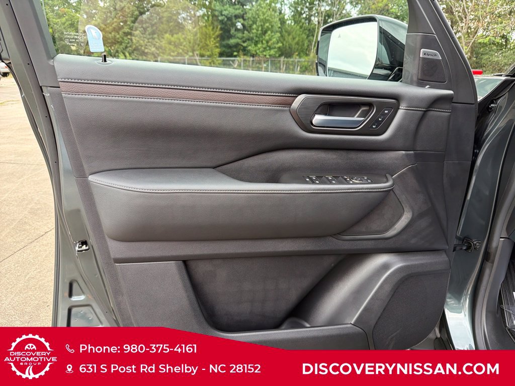 New 2026 Nissan Armada SL w/ Captain's Chari Seat Package RWD image 11