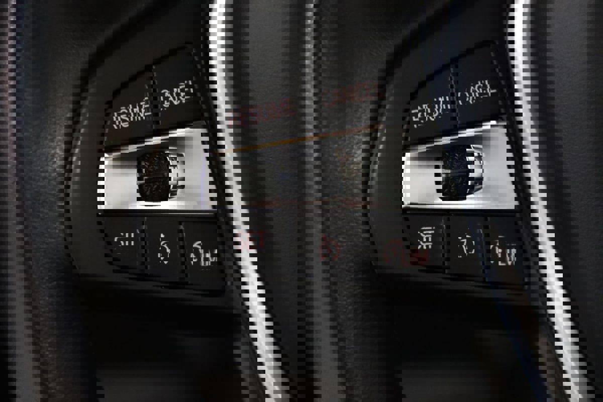 Used 2021 BMW 430i Convertible w/ Premium Package image 14