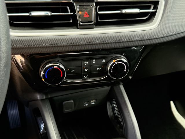 Used 2025 Chevrolet TrailBlazer LT image 19