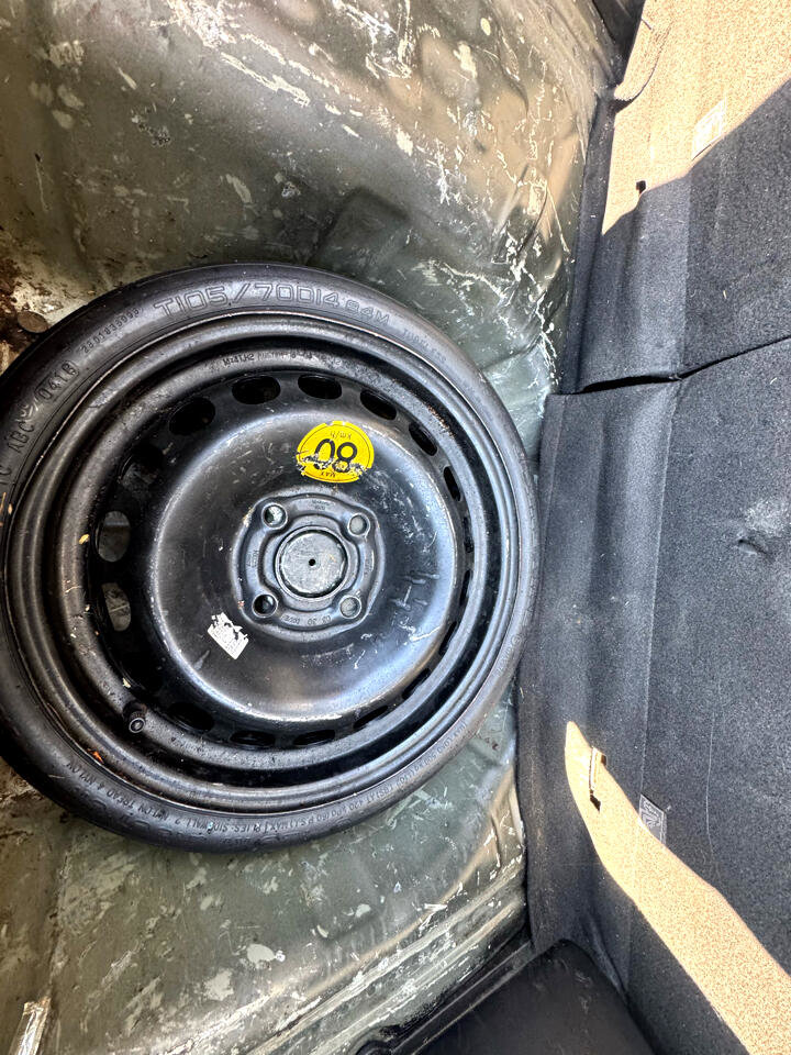 Used 2018 Chevrolet Spark LT image 23