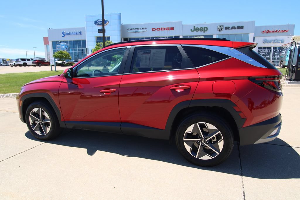 Used 2025 Hyundai Tucson SEL AWD/4WD image 16
