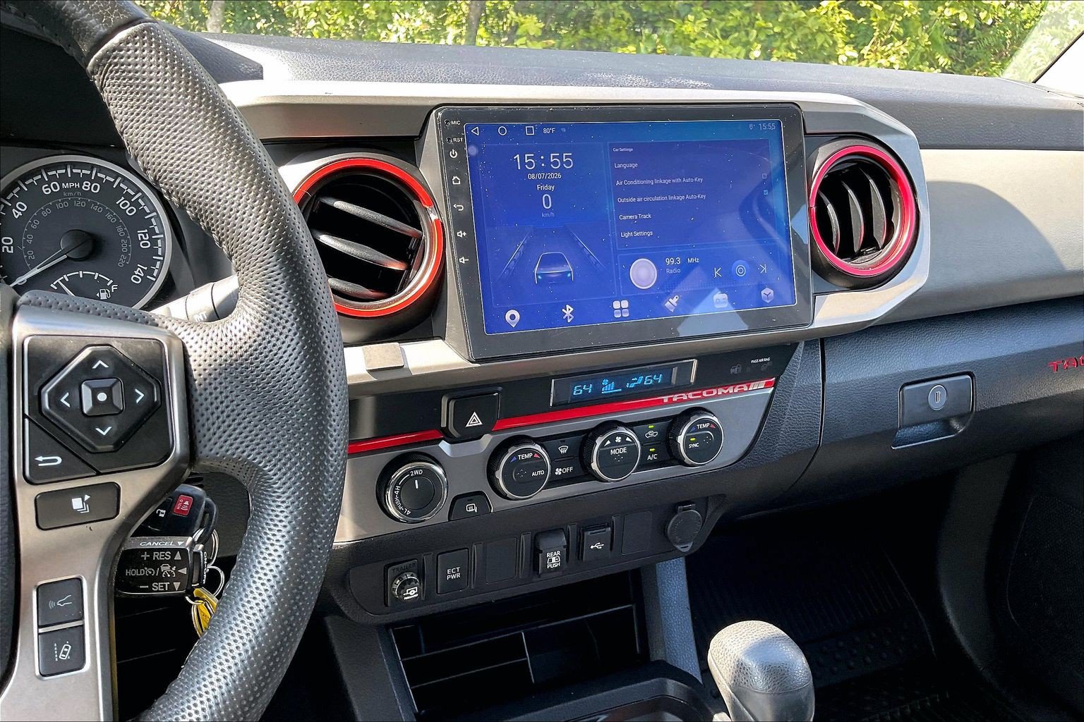 Used 2022 Toyota Tacoma SR5 AWD/4WD image 6