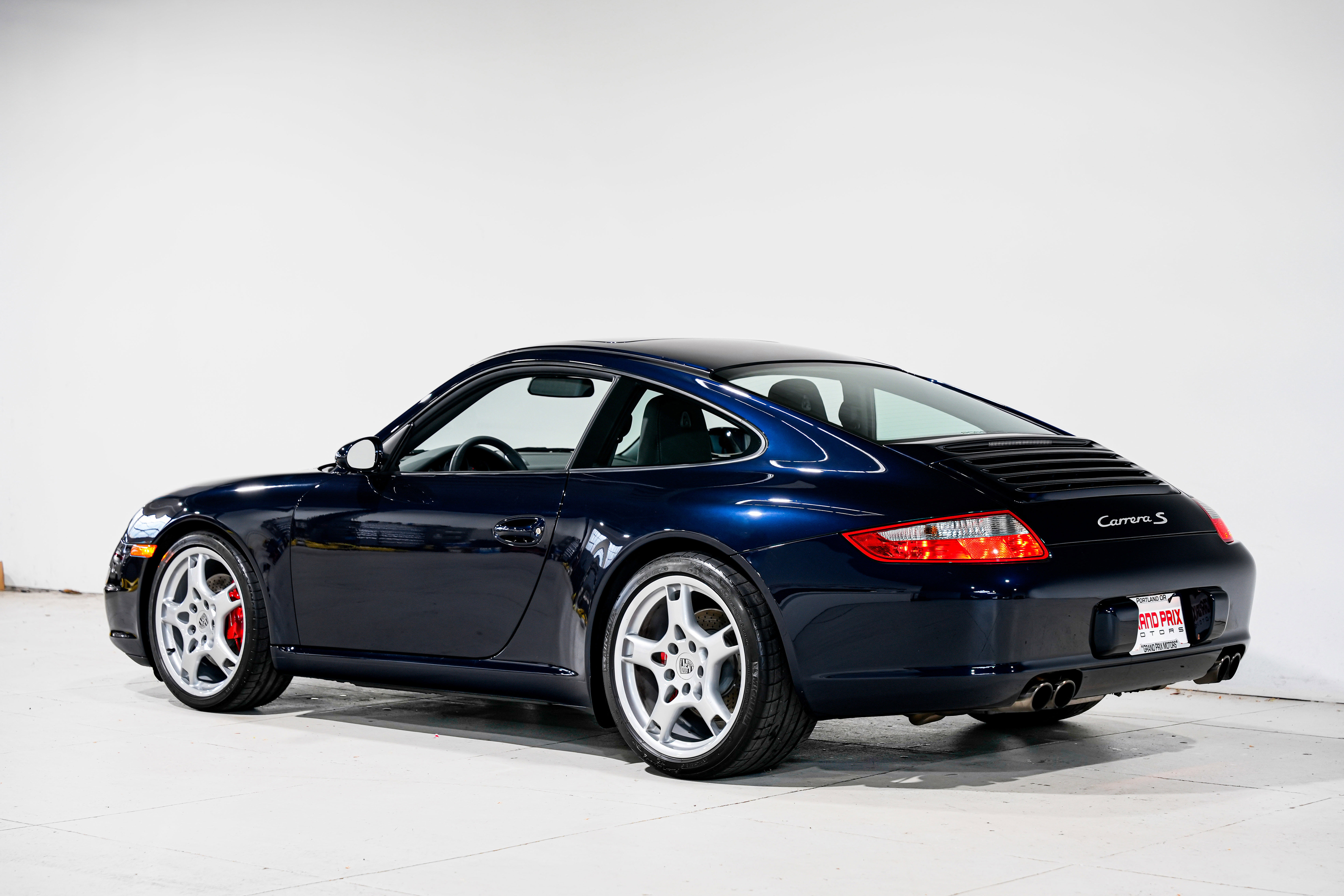 Used 2006 Porsche 911 Carrera S RWD image 8