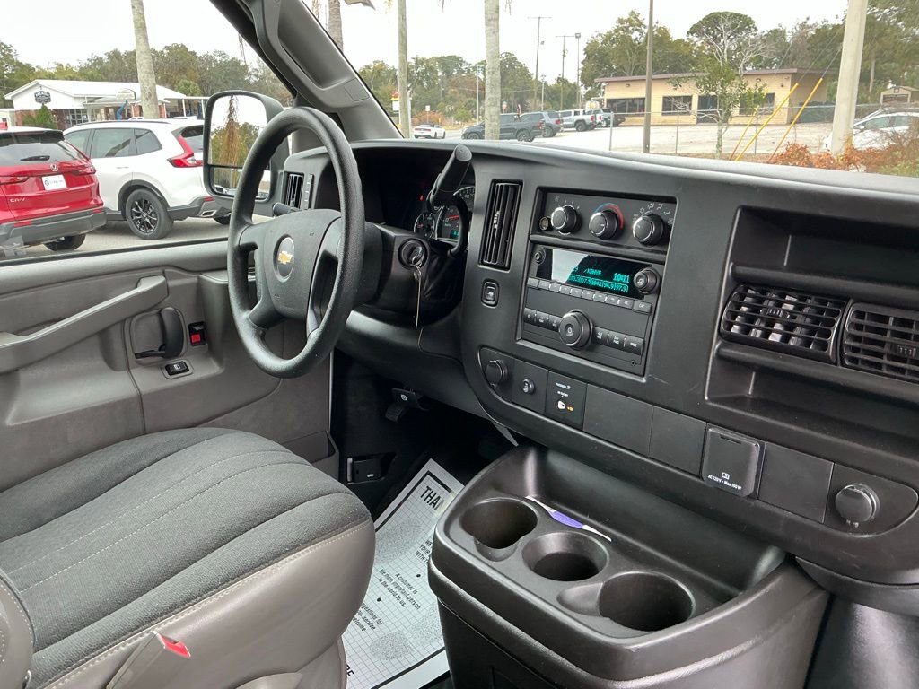 Used 2024 Chevrolet Express 2500 w/ Driver Convenience Package image 17