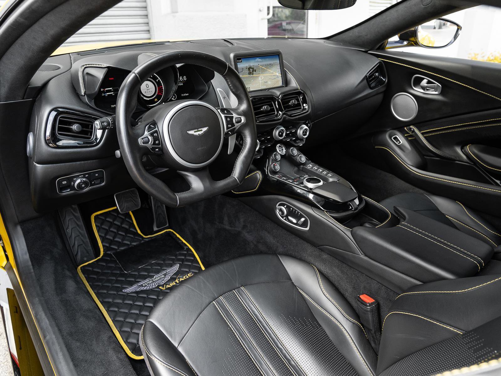 Used 2020 Aston Martin V8 Vantage Coupe image 6